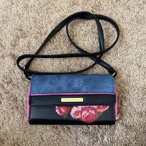Juicy Couture Crossbody Clutch